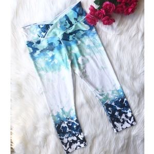 💙 Fabletics 3/4 Tights